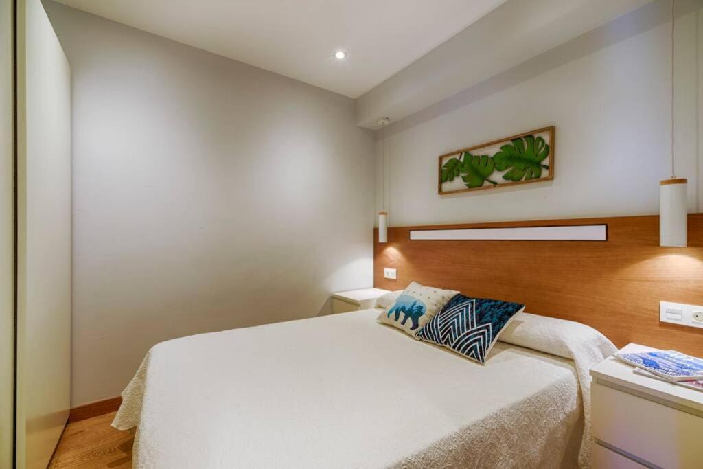 Orzan Beach 2 By Thebluewaveapartments Com 아 코루냐 외부 사진